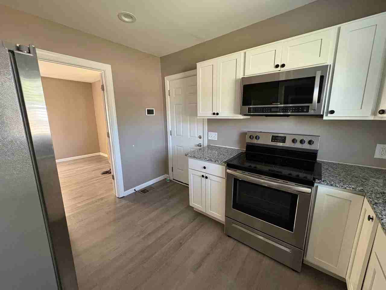 508 N Main St - Photo 3 of 9