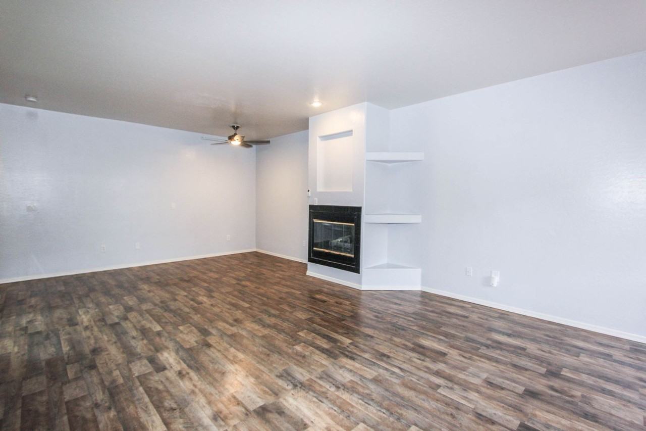 1123 Leaf Ln - Photo 6 of 11