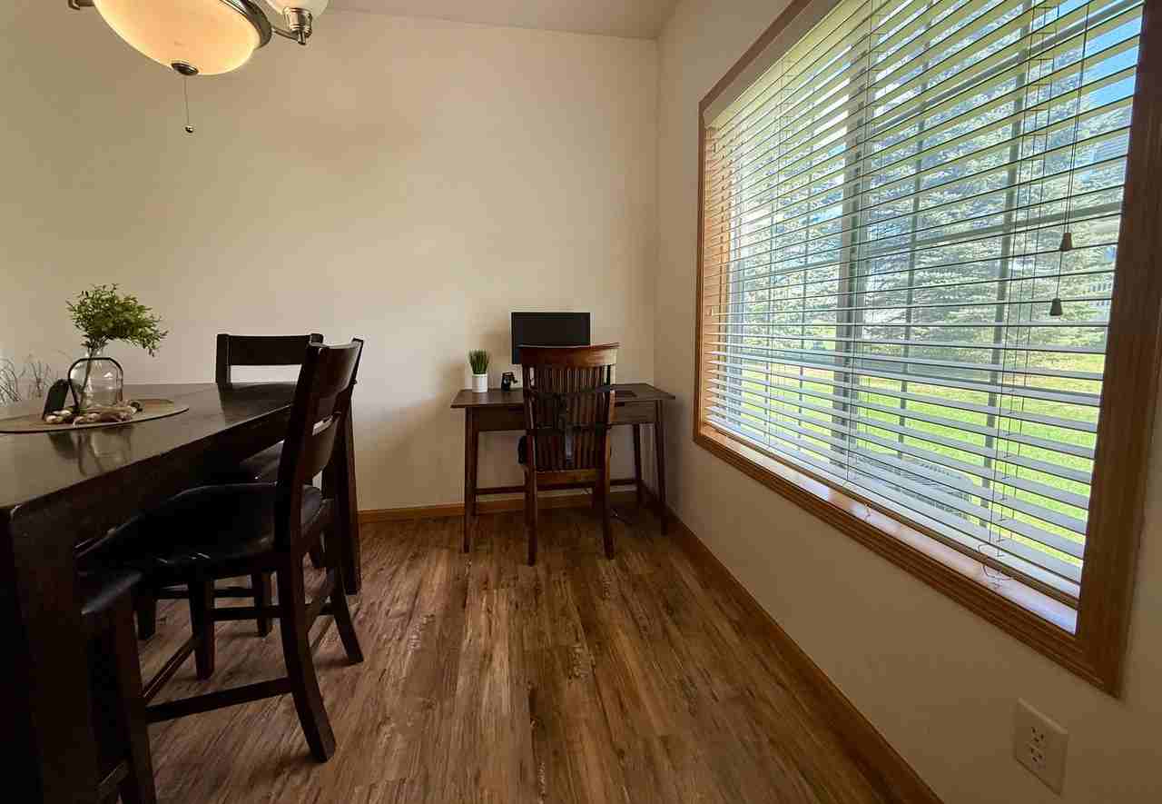 7792 Palomino Ave Ne - Photo 6 of 29
