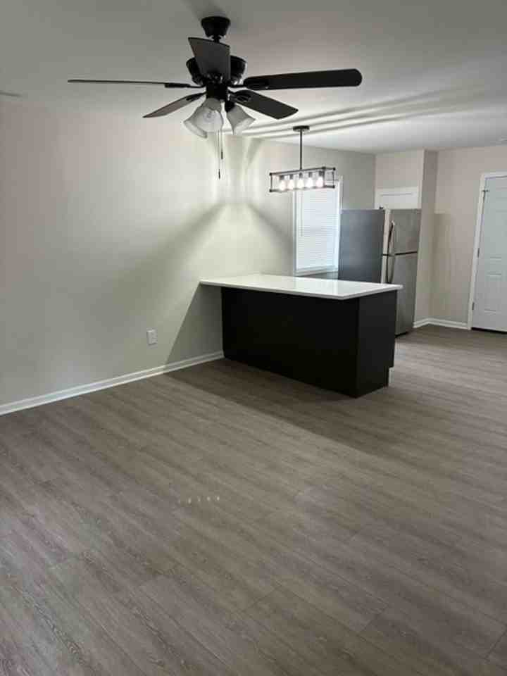 1000 Durbin St - Photo 2 of 13