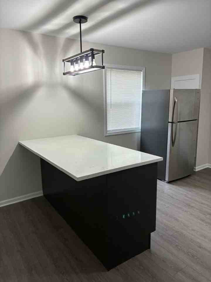 1000 Durbin St - Photo 5 of 13