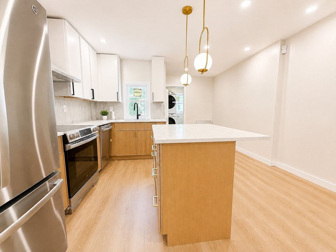 1630 S Marston St - Photo 4 of 5