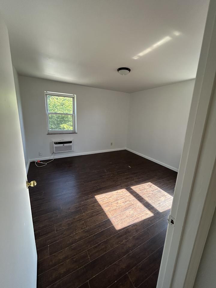636 Maple Dr #C - Photo 7 of 11