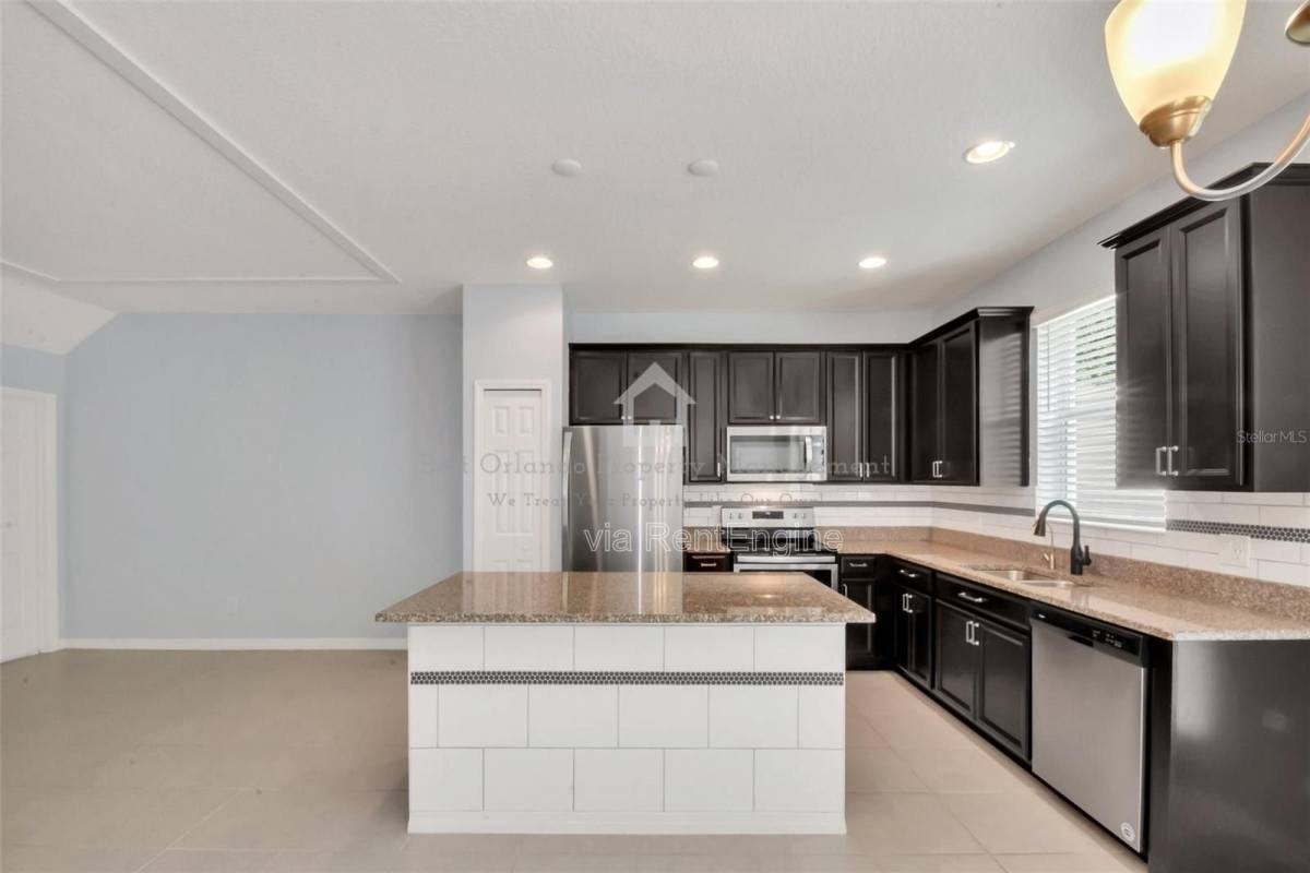 1225 Countrymen Ct #1 - Photo 3 of 10
