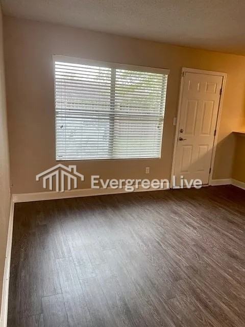 680 Carrier Dr - Photo 6 of 36
