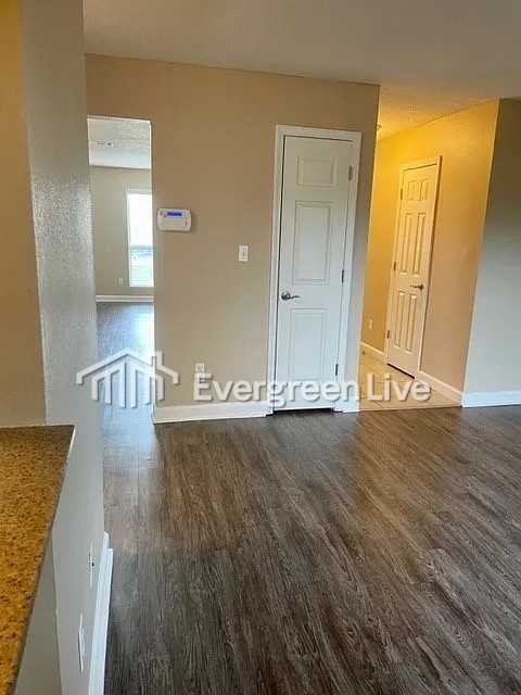 680 Carrier Dr - Photo 7 of 36