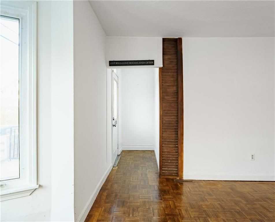 21 Lilac St - Photo 4 of 17