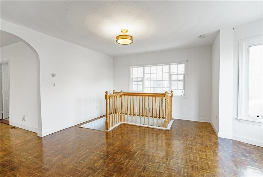 21 Lilac St - Photo 5 of 17