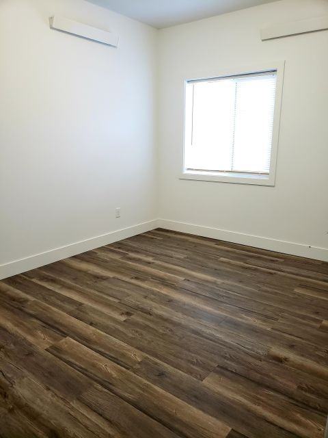 1333 N 27th St #4 - Photo 4 of 6