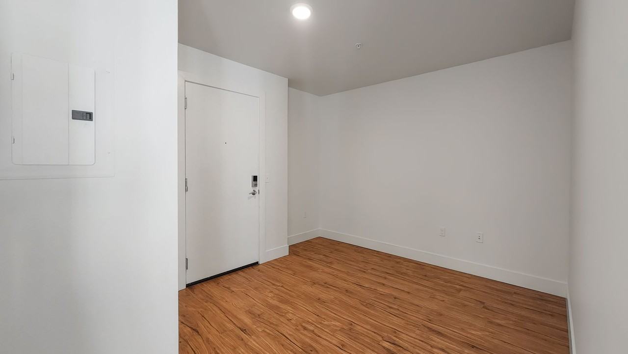 Dunn Motors Building - Photo 2 of 44