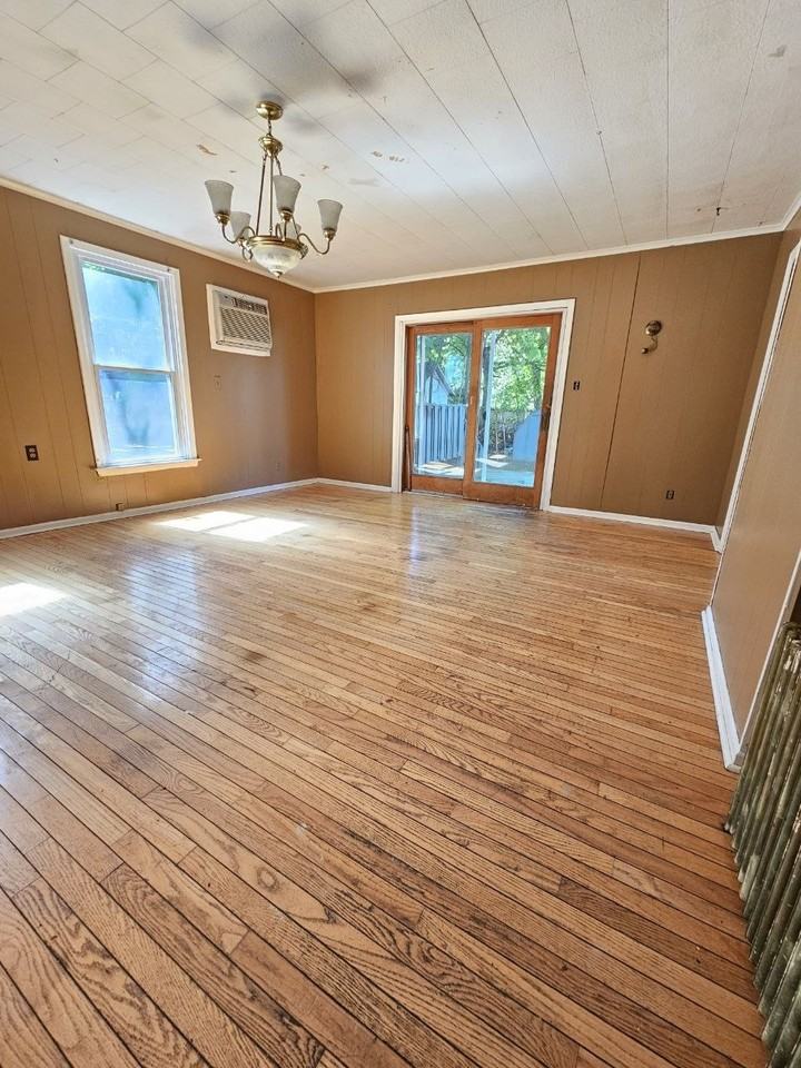36 Washington St - Photo 5 of 11