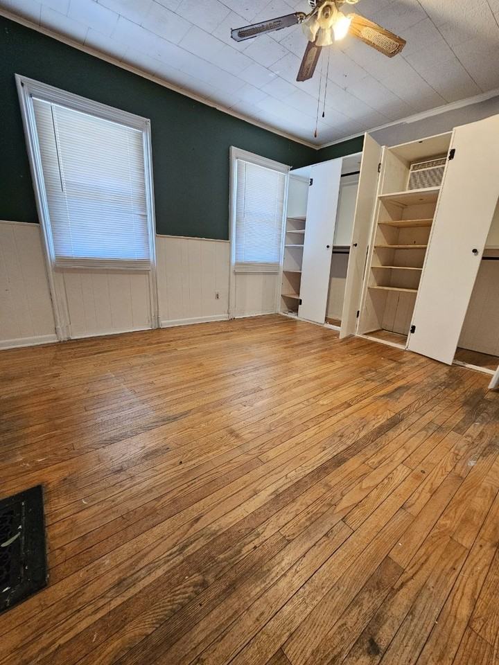 36 Washington St - Photo 6 of 11