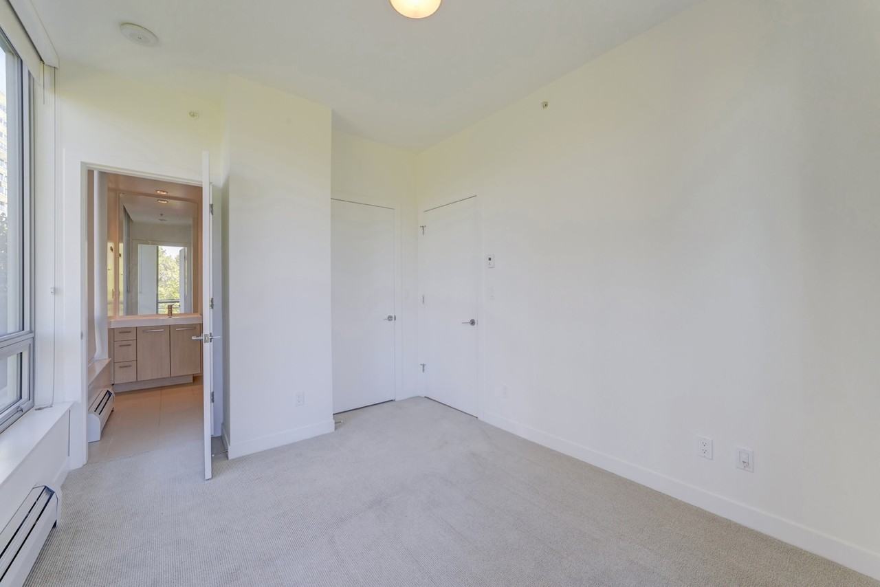 9060 University Crescent - Photo 7 of 15