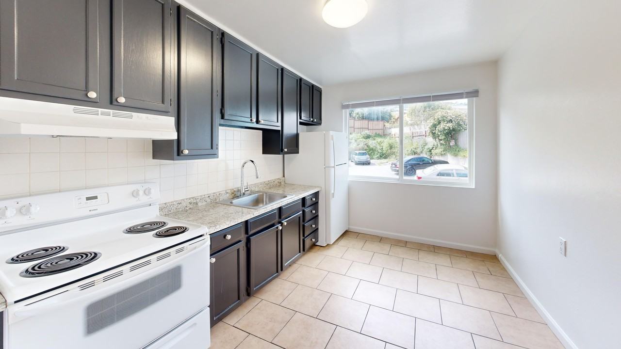 1514 Geneva Avenue - Photo 2 of 6