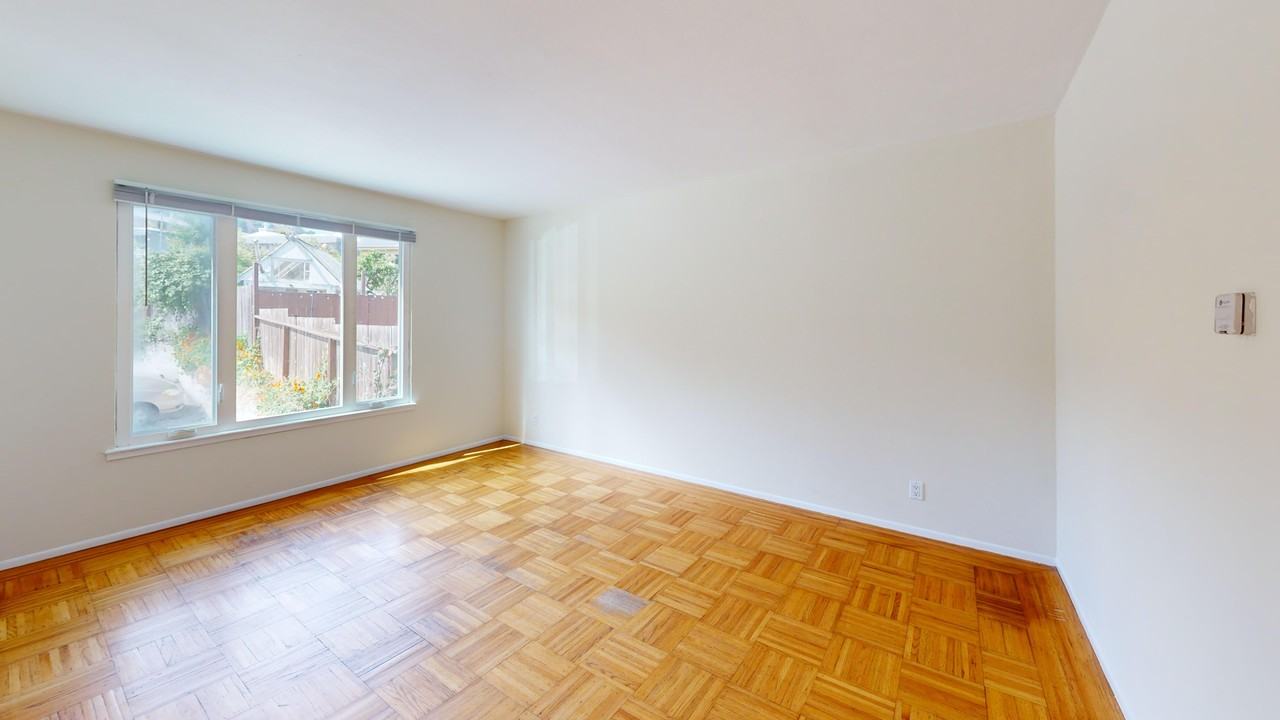 1514 Geneva Avenue - Photo 3 of 6