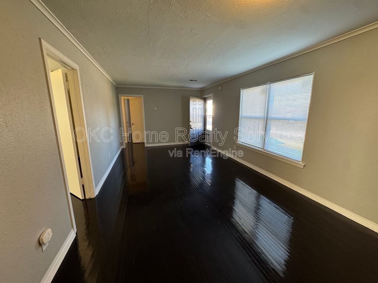 1516 Park Cir - Photo 3 of 14