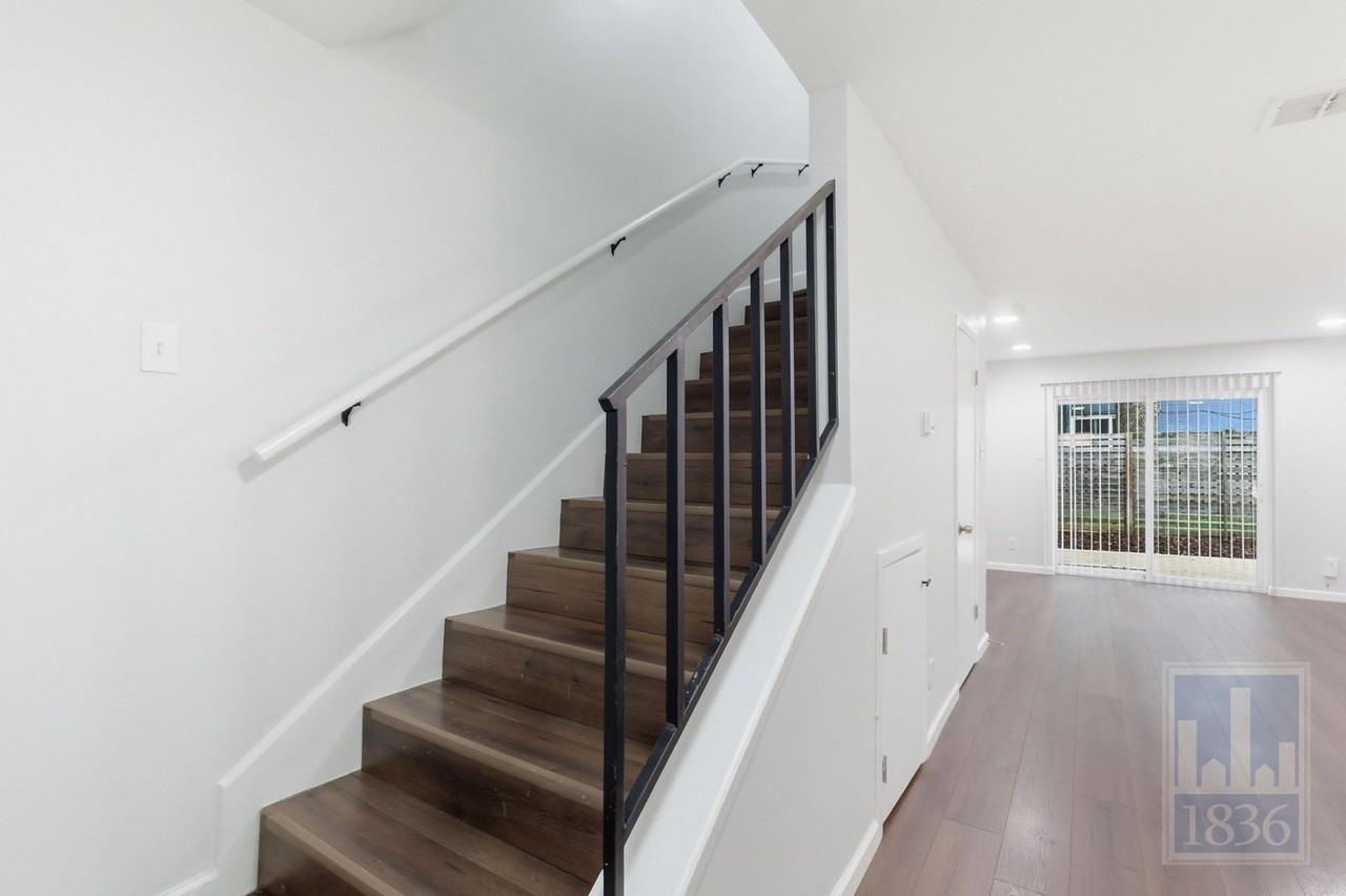 3820 Southway Dr #C - Photo 7 of 50