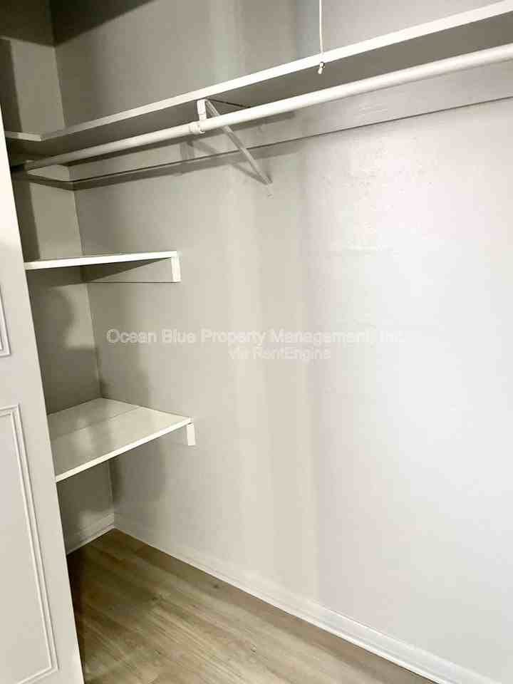 311 S Arcturas Ave #3 - Photo 7 of 8