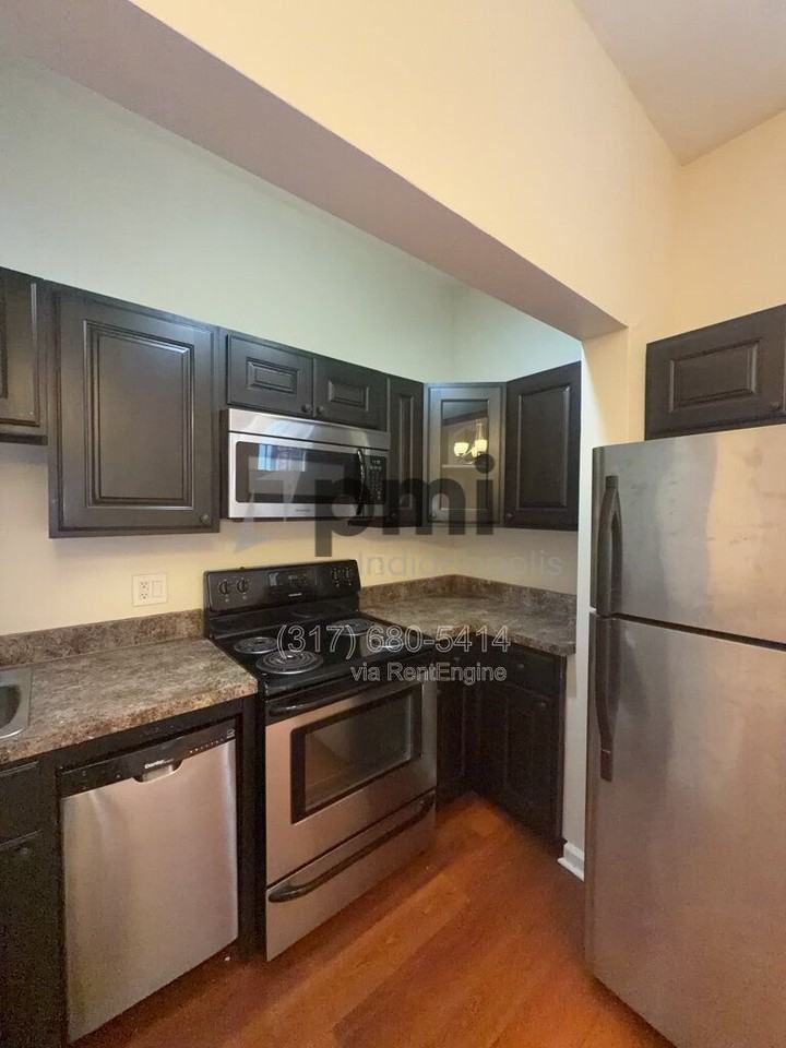 126 E Vermont St #204 - Photo 2 of 26