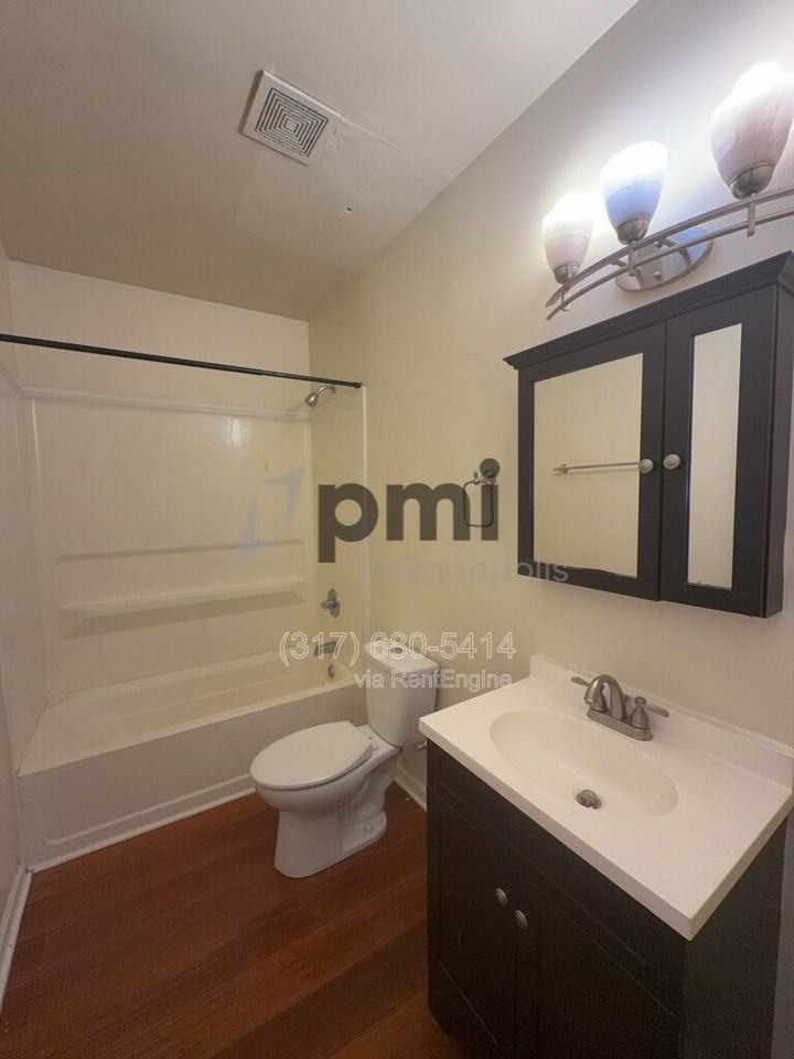 126 E Vermont St #204 - Photo 6 of 26