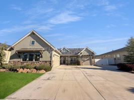 featured image of 8368 W Sparks Lake Dr