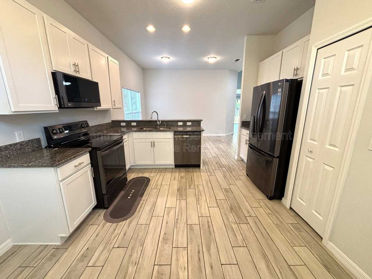 1214 Lake Blue Cir - Photo 7 of 22