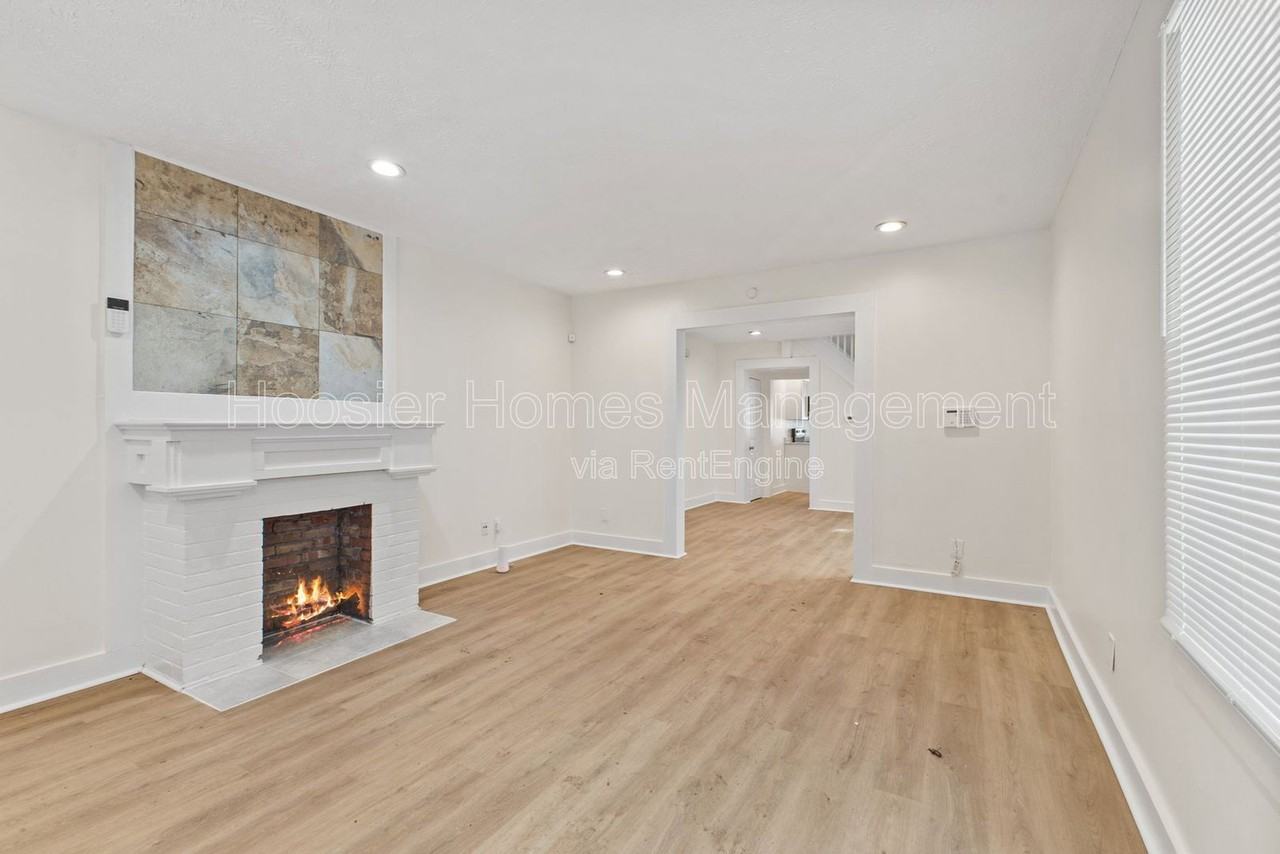 2920 Ruckle St - Photo 3 of 28