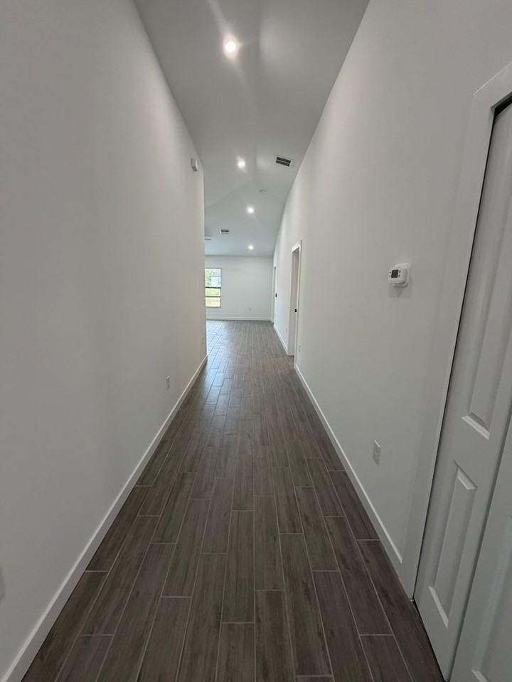 2918 16th St W - Photo 6 of 16
