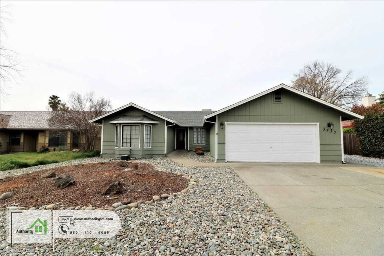 3712 Canterbury Dr - Photo 6 of 29