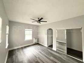849 S Kenmore Ave #28 - Photo 1 of 1