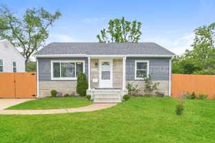 9720 Shuffle Dr - Photo 1 of 1
