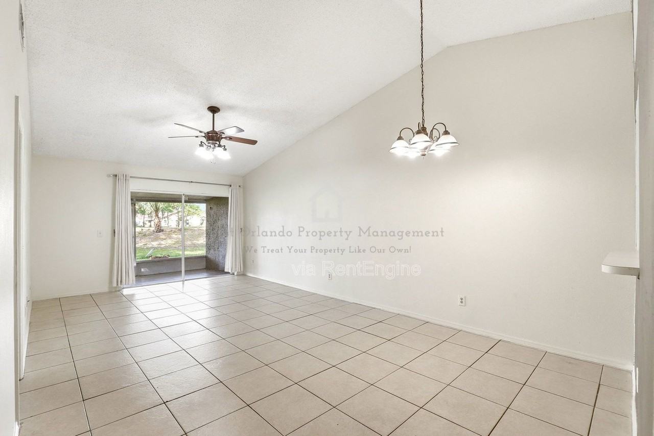 917 Pebble Creek Cir #1 - Photo 6 of 29