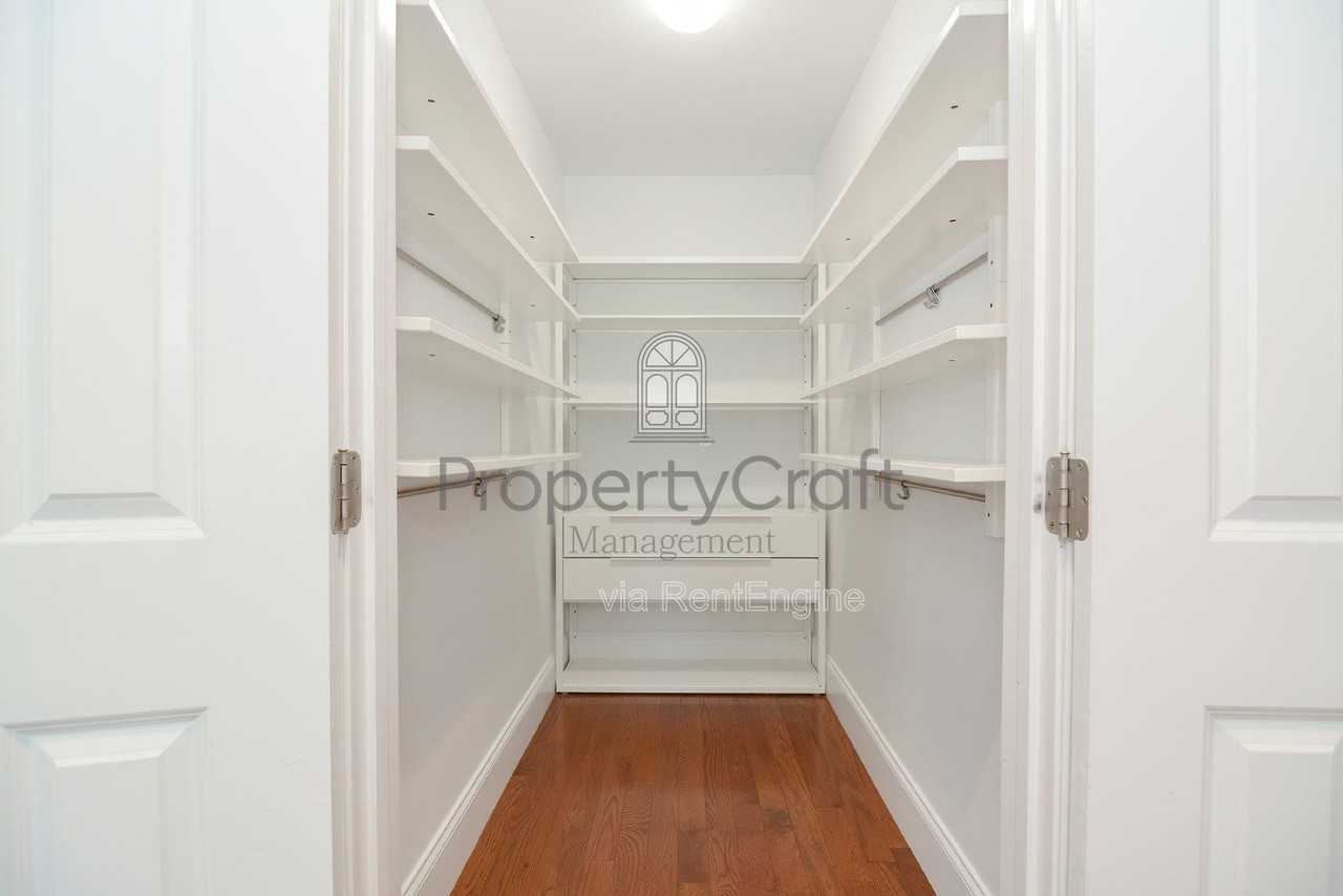 6 Meeting House Ln - Photo 5 of 12