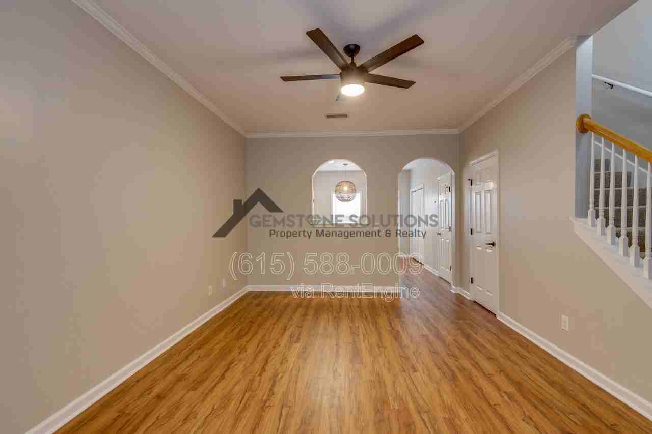 605 Cashmere Dr - Photo 4 of 23