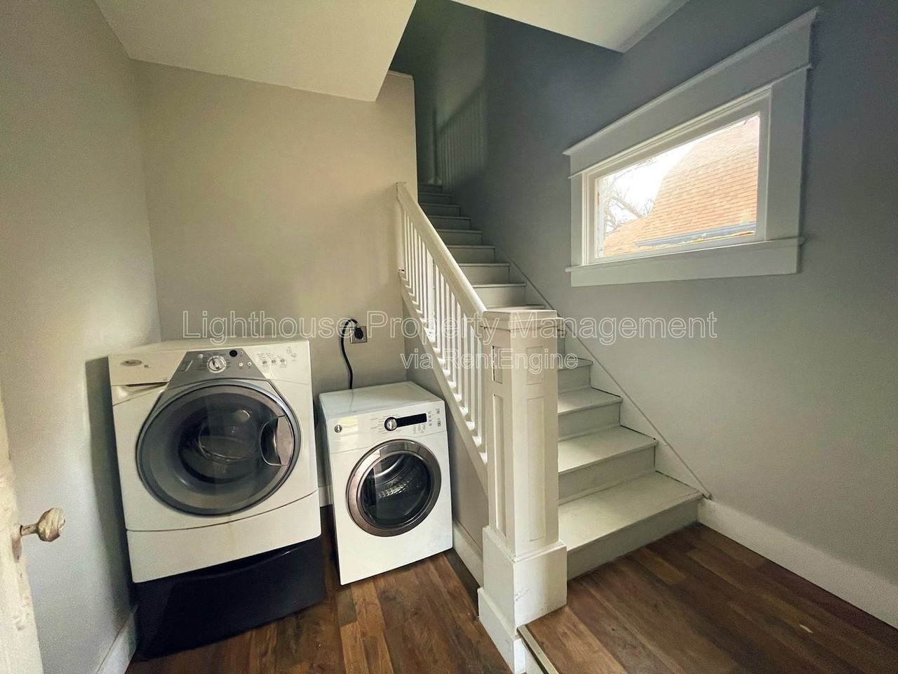 618 Superior St #2 - Photo 6 of 18