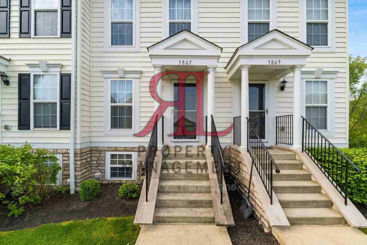 5807 Bridgehampton Dr - Photo 2 of 41