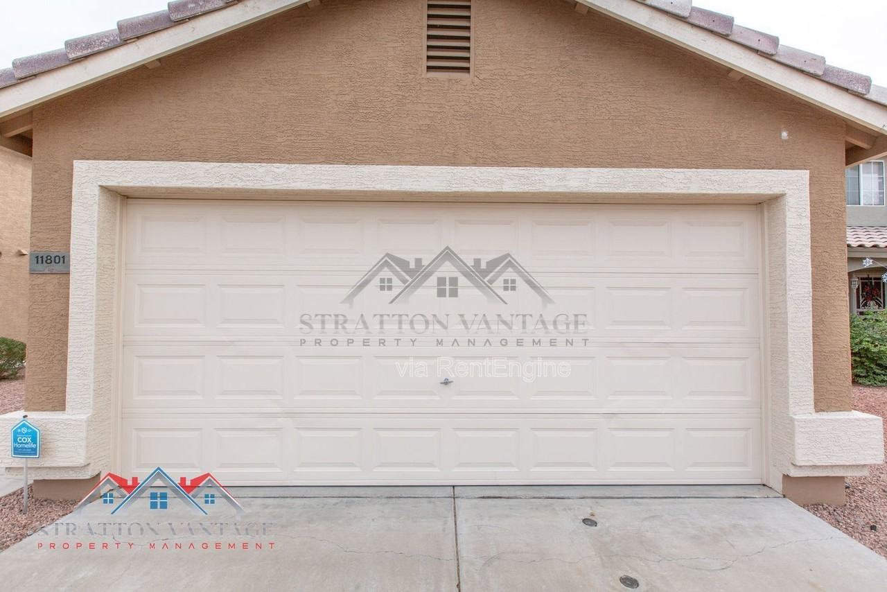 11801 W Paradise Dr - Photo 4 of 34
