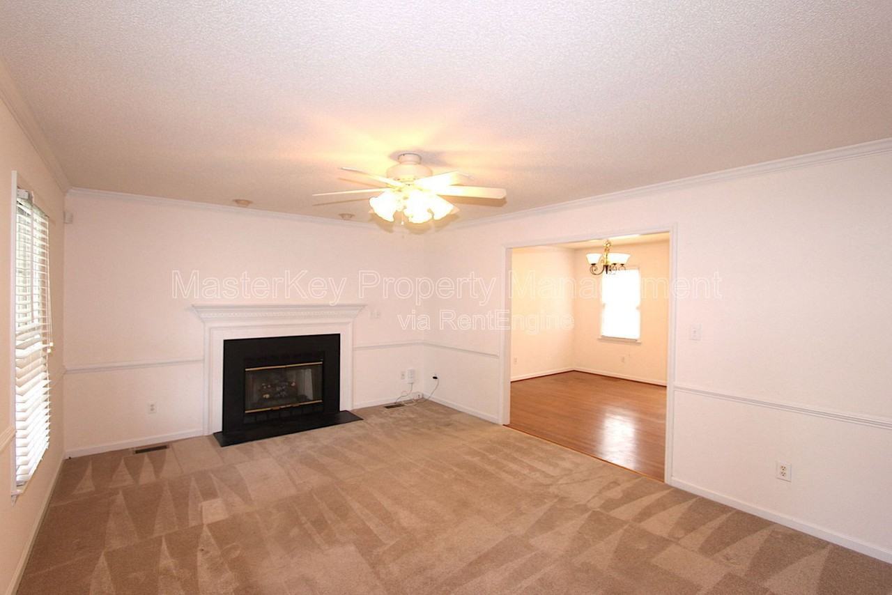 1011 Trail Stream Way - Photo 6 of 20