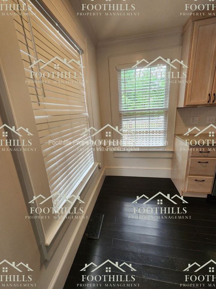 408 Central Ave - Photo 6 of 24