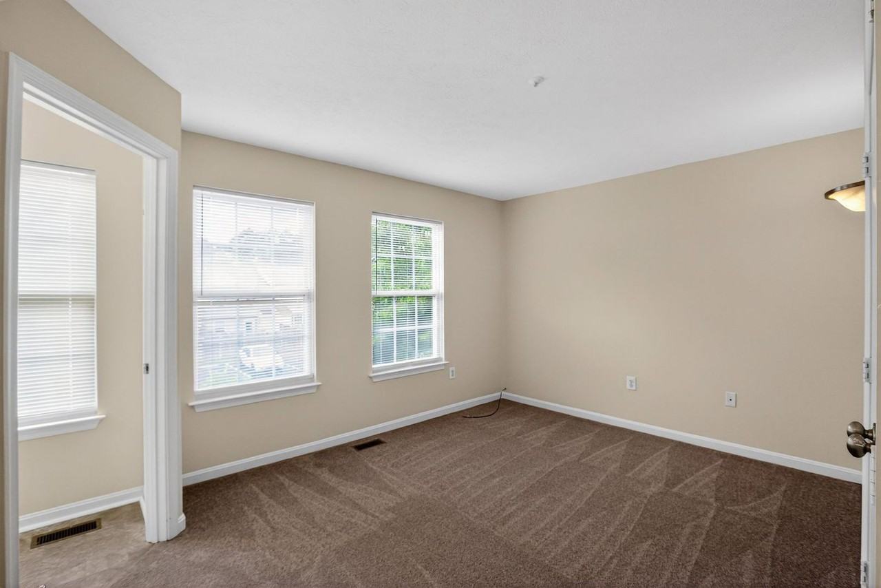46098 Lucca Way - Photo 7 of 15