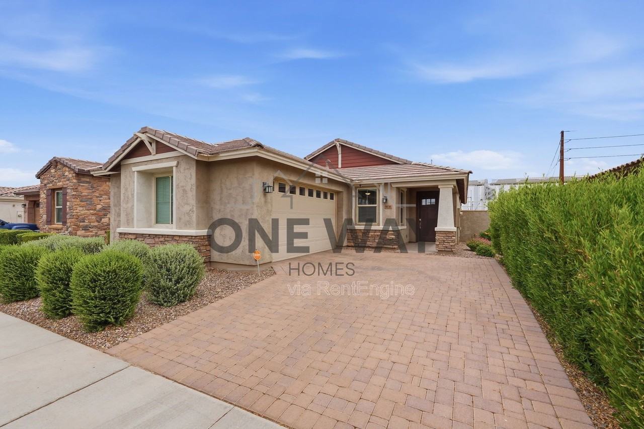 9836 E Red Giant Dr - Photo 2 of 43