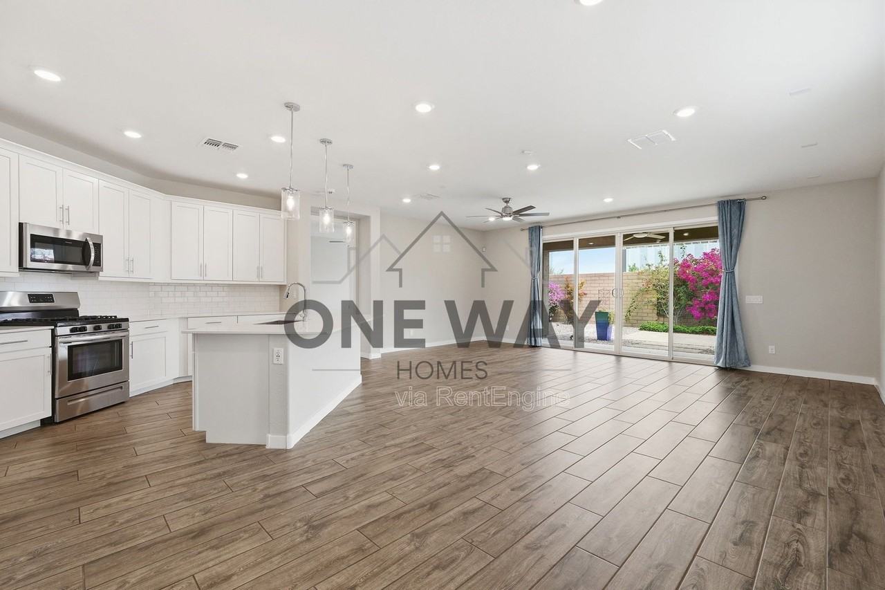 9836 E Red Giant Dr - Photo 7 of 43