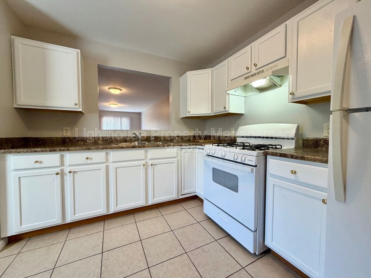 860 Marquette Ave #16 - Photo 4 of 19