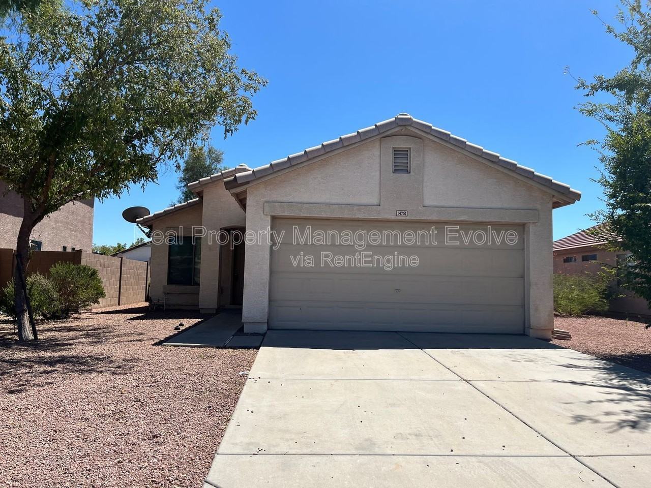 14751 W Redfield Rd - Photo 2 of 34