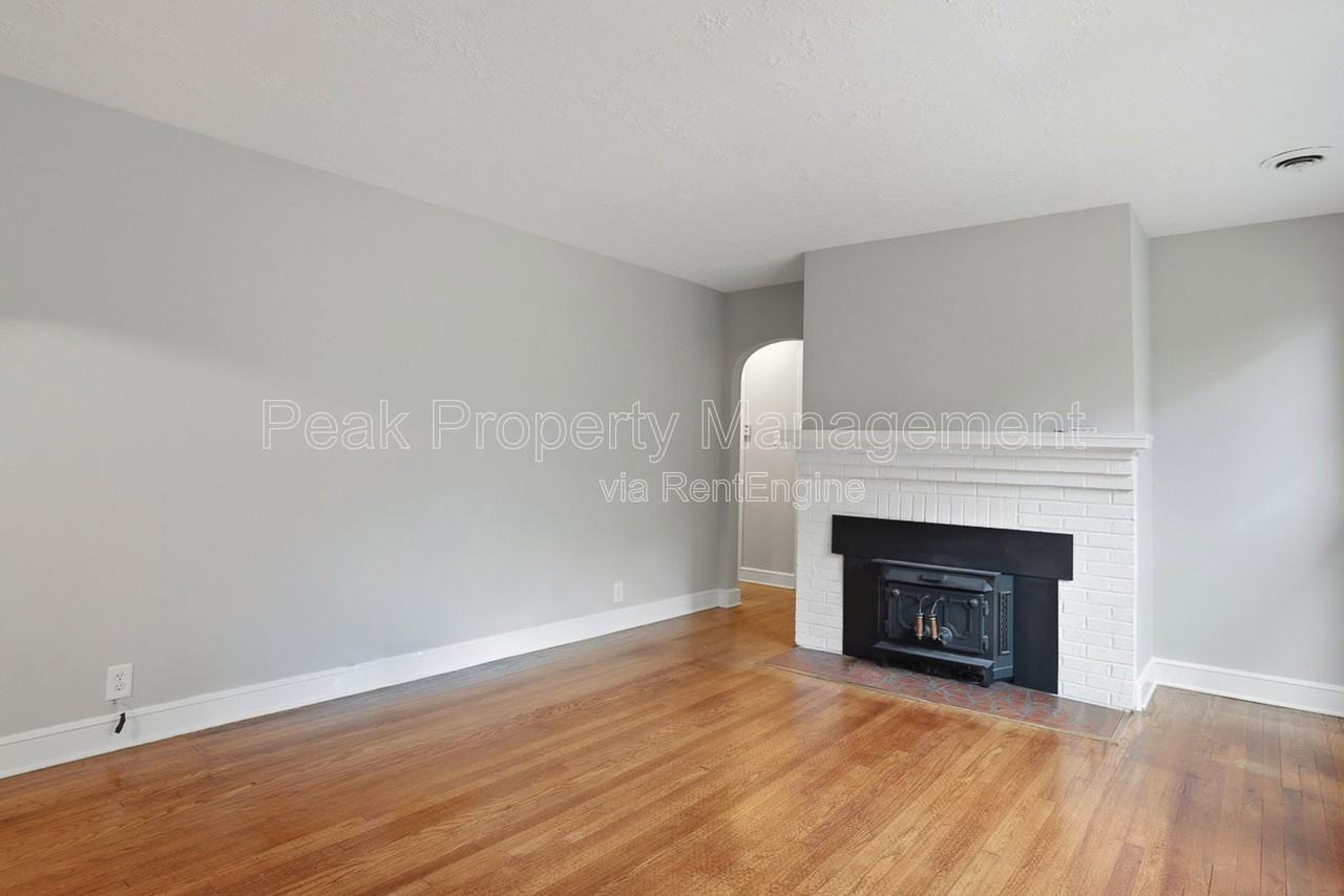 2628 Rettig Rd - Photo 5 of 23