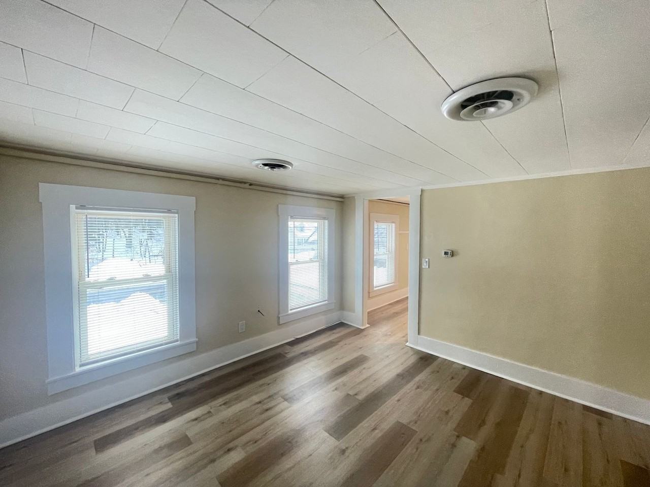 98 Main St #2 - Photo 7 of 17