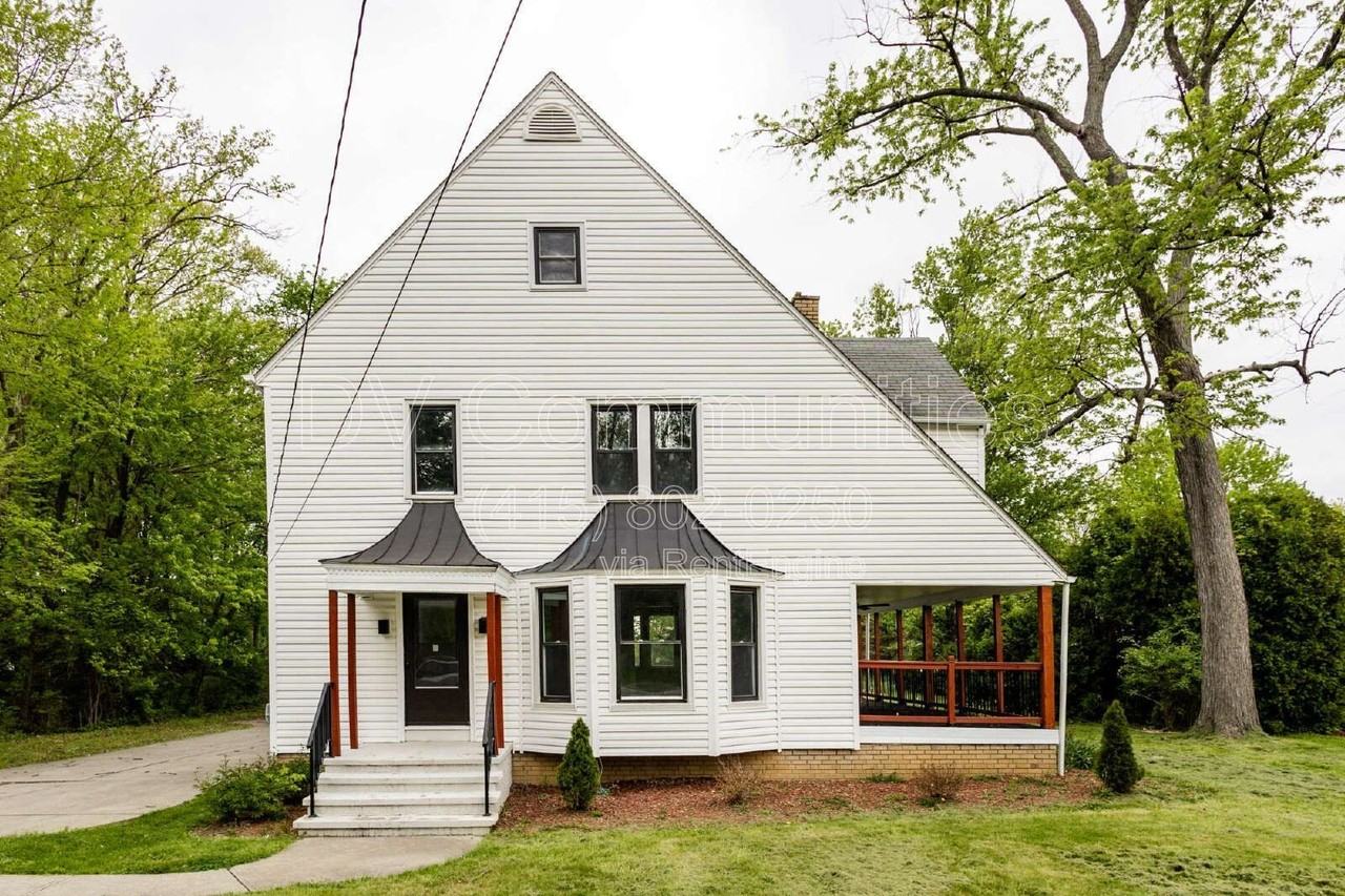 29396 Detroit Rd - Photo 2 of 26