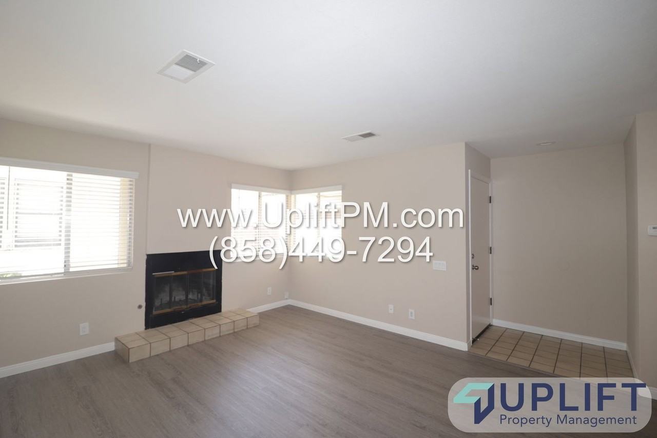 4720 Soria Dr - Photo 2 of 16
