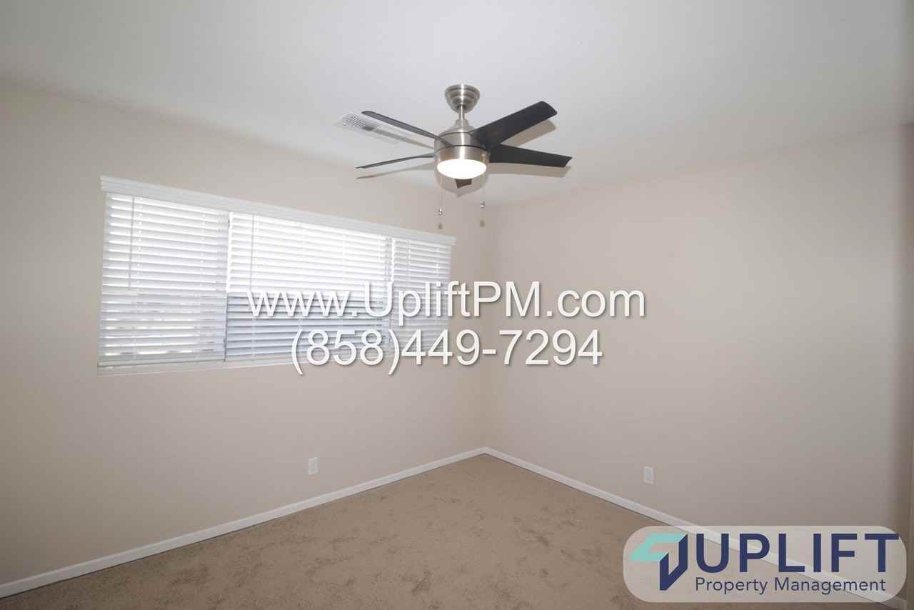 4720 Soria Dr - Photo 7 of 16