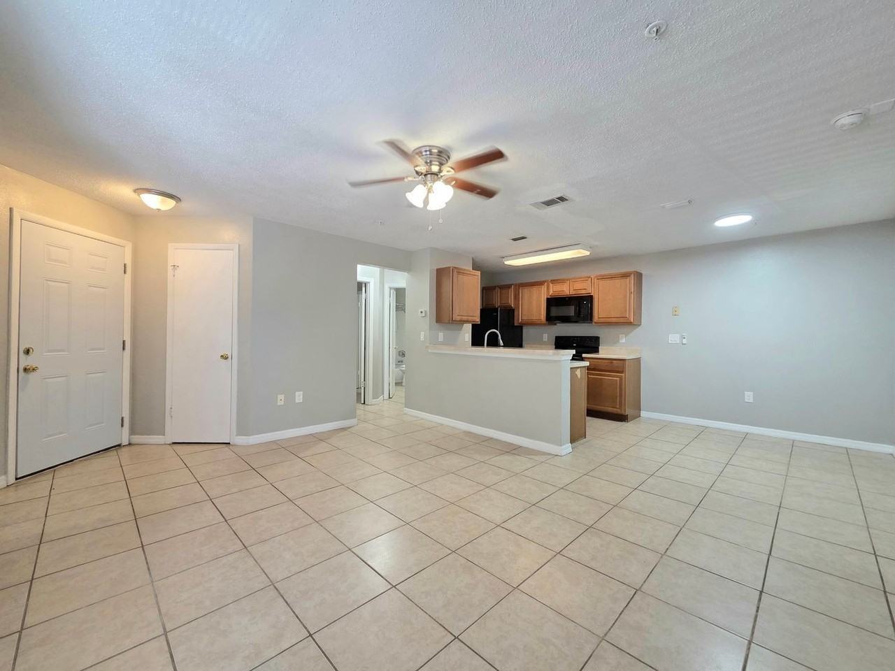 951 Salt Pond Pl #201 - Photo 3 of 16